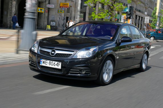 Top 5: ciekawe i niedrogie modele klasy średniej – Opel Vectra C