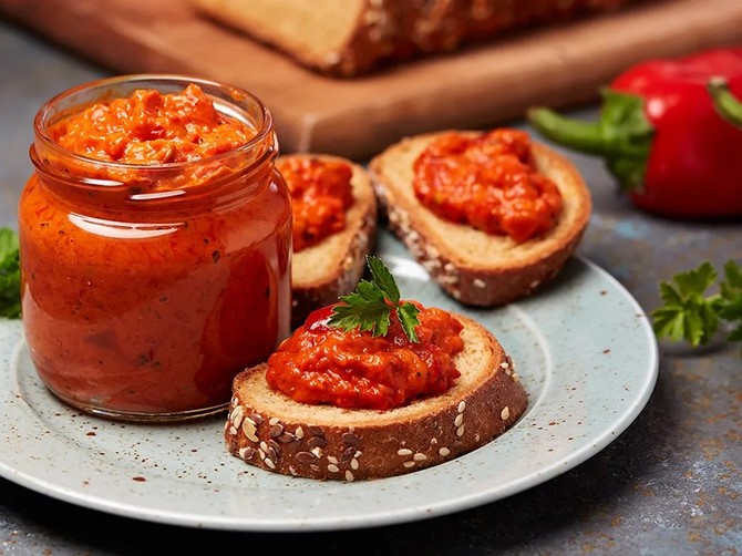 10 recepata za ajvar najboljih kuvara Srbije