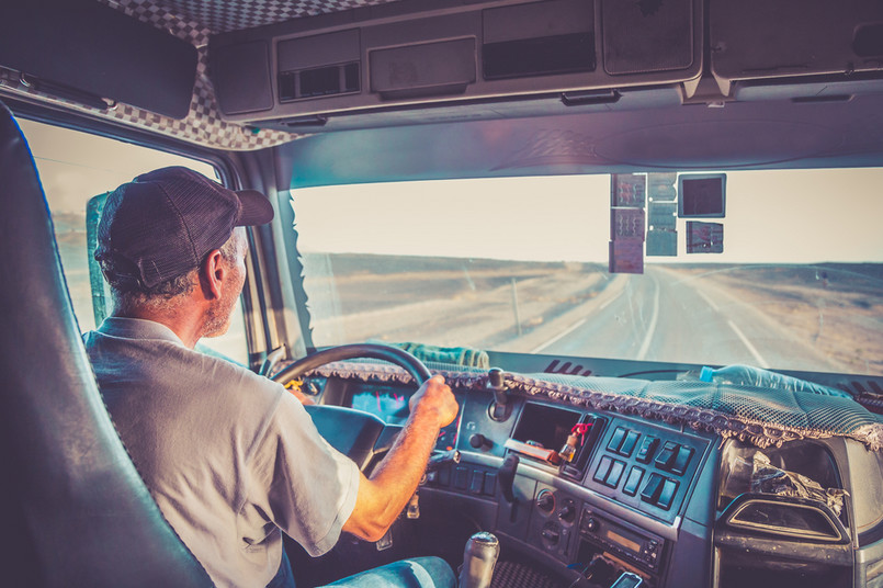 Testy kwalifikacyjne na kierowców zawodowych mają zostać przeniesione do wojewódzkich ośrodków ruchu drogowego.
