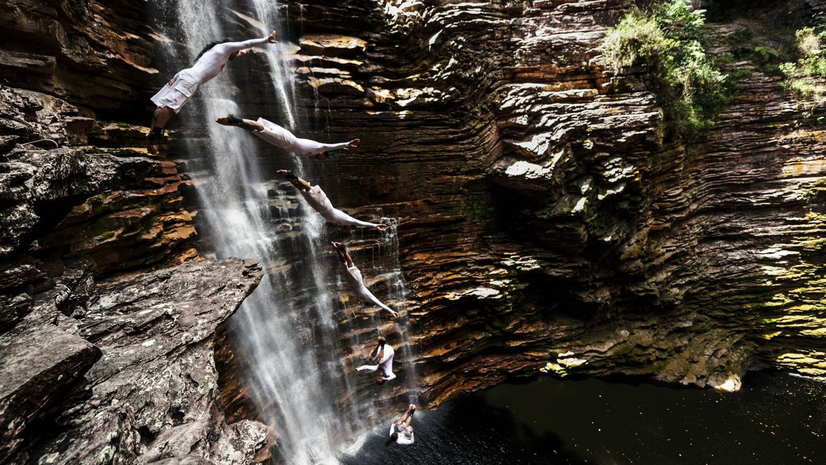 Po raz pierwszy w historii Światowej Serii Red Bull Cliff Diving najlepsi high diverzy wystartują w Ameryce Południowej. Uczestnicy tegorocznej edycji mają za sobą już sześć przystanków. Konkurs w Brazyli jest ostatnią szansą na poprawienie swojej lokaty przed wielkim finałem. Faworytami są: Gary Hunt, Artem Silchenko i Orlando Duque.