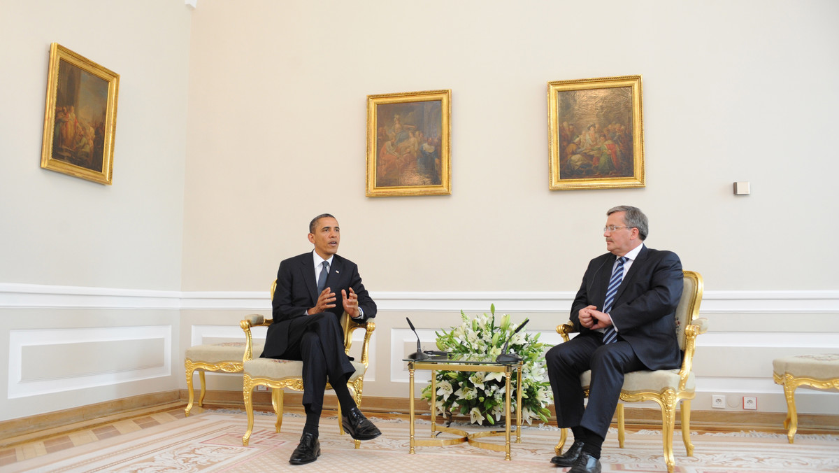 Prezydent Bronisław Komorowski powiedział po sobotnich spotkaniach z prezydentem USA Barackiem Obamą, że przedstawił on konkretne pomysły na rozwiązanie problemu amerykańskich wiz dla Polaków. Jak mówił, zmieniłby się system decydujący o obowiązywaniu ruchu wizowego.