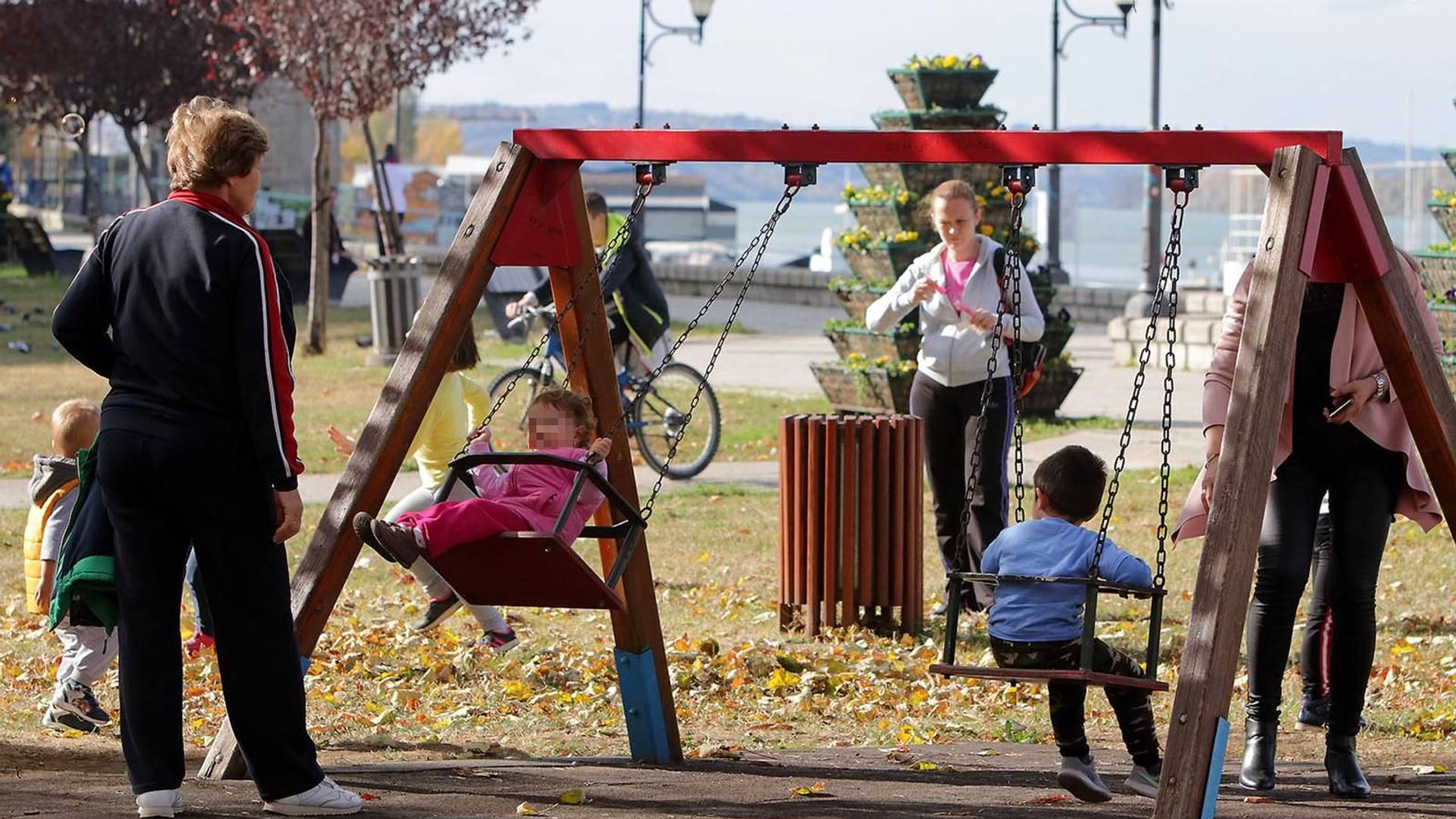 Grafit u Beogradu podelio muškarce i žene - ko su isfrustrirane feministkinje a ko mizogeni primitivci