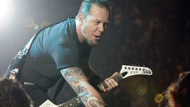 James Hetfield, a Metallica énekese és Peter Dinklage közösen játszanak egy western-thrillerben