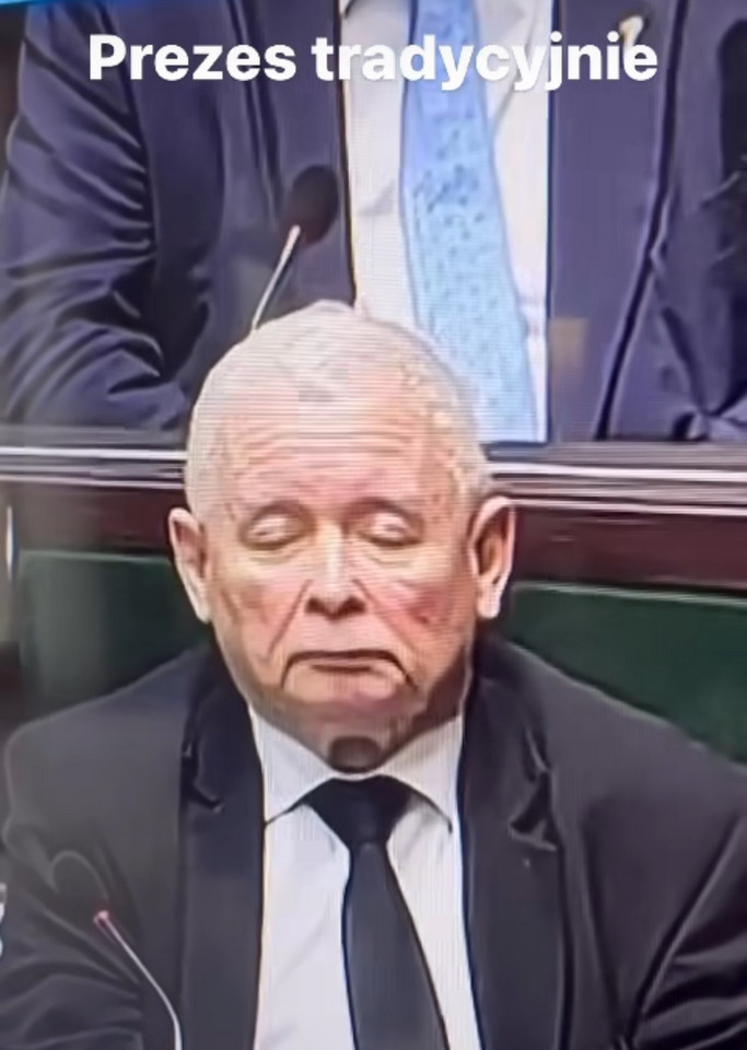 Internet śmieje się z posiedzenia Sejmu