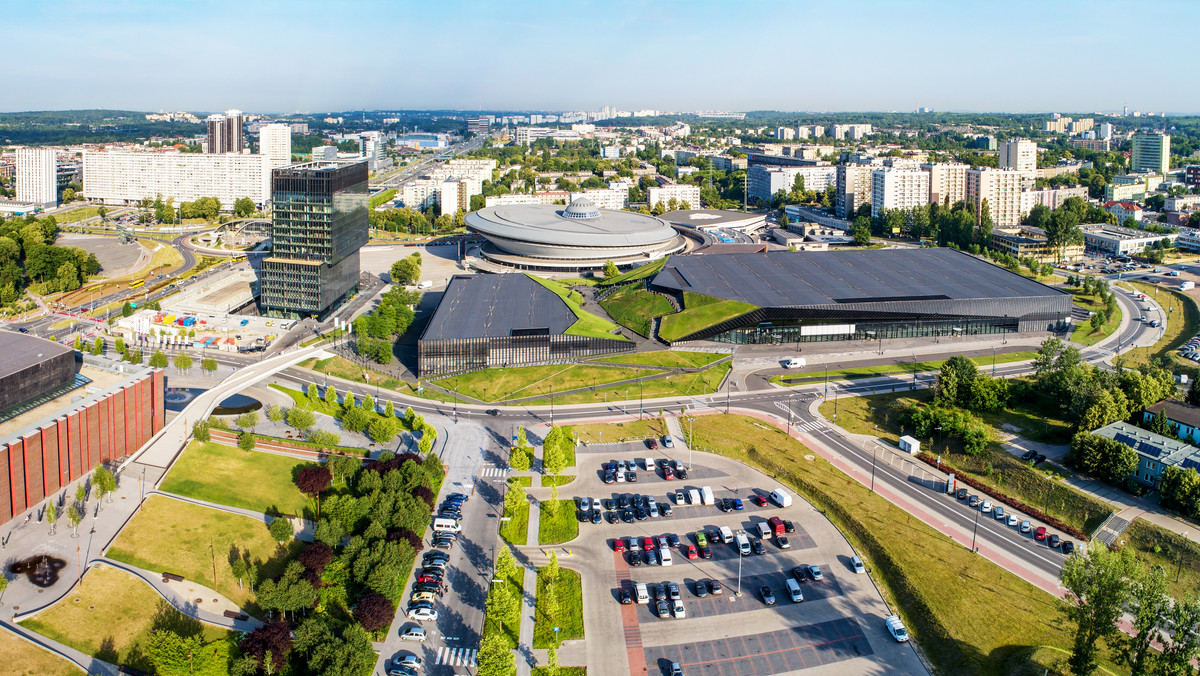 Urząd Miasta w Katowicach poszukuje wolontariuszy chcących pracować podczas Szczytu Klimatycznego (COP24), który odbędzie się w grudniu. Do Katowic przybędzie wtedy 30 tys. gości z blisko 200 krajów, by wyznaczyć najważniejsze kierunki ochrony klimatu.