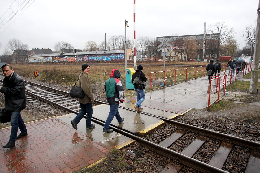 Pasażerowie czekają na remont dworca