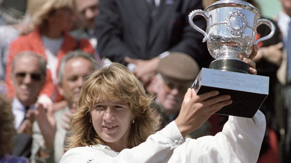 Steffi Graf po wygranej w 1988 w Paryżu