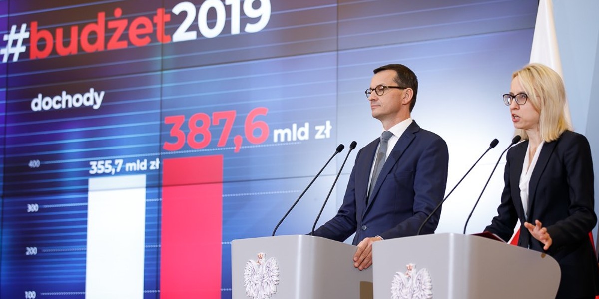 Premier Mateusz Morawiecki i minister finansów Teresa Czerwińska przedstawili założenia budżetu pod koniec września