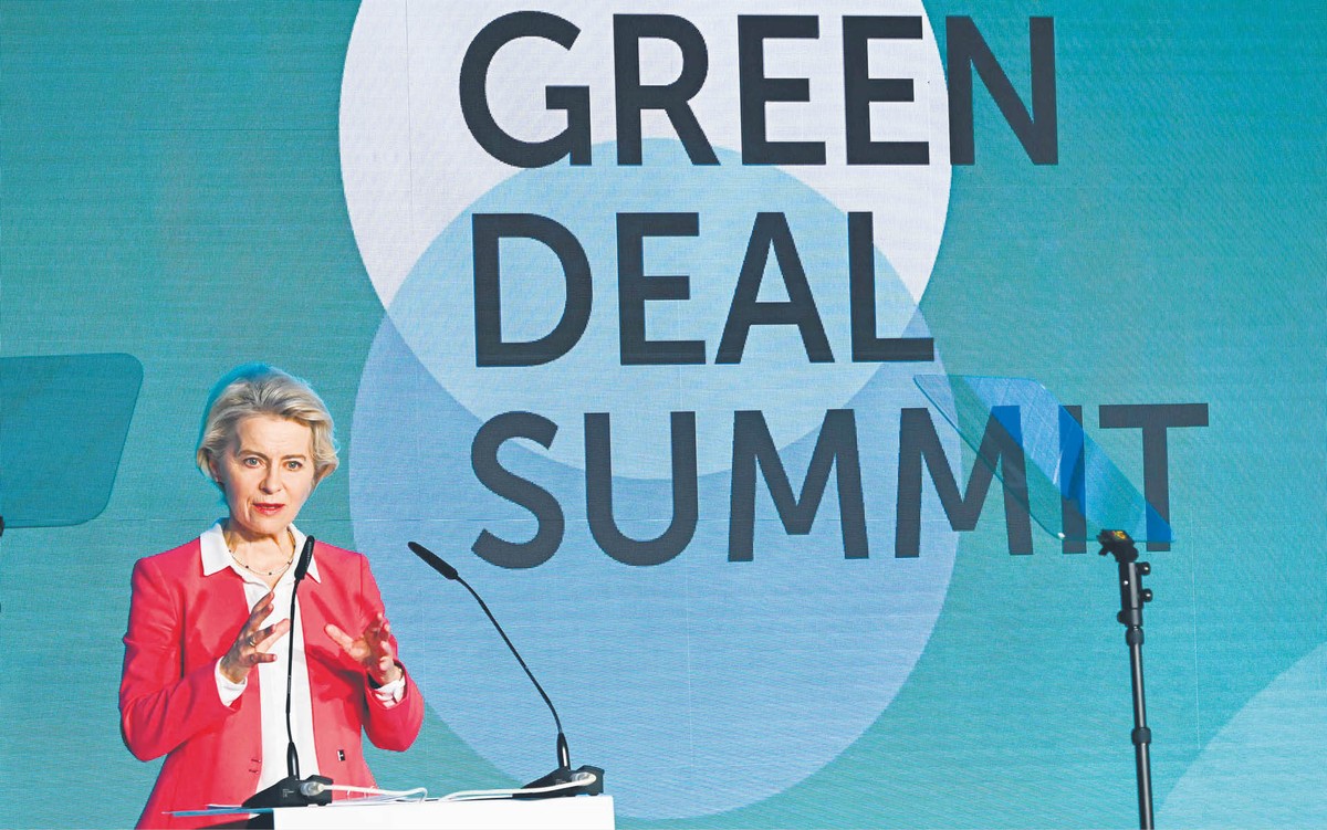 Ursula von der Leyen na szczycie Zielonego Ładu 26 września 2023 r. w Pradze