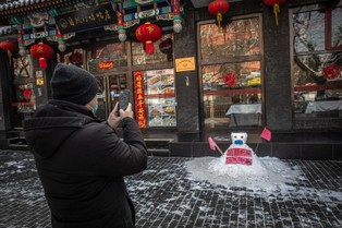 Zabawy z wirusami. Rządy nie lubią się chwalić śmiertelnie niebezpiecznymi mikroorganizmami