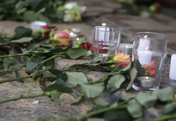 Reakcja świata po tragedii we Francji. Co więcej można zrobić?