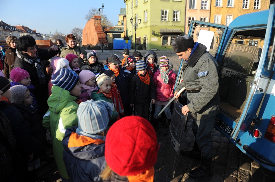 Rekonstrukcja wprowadzenia stanu wojennego