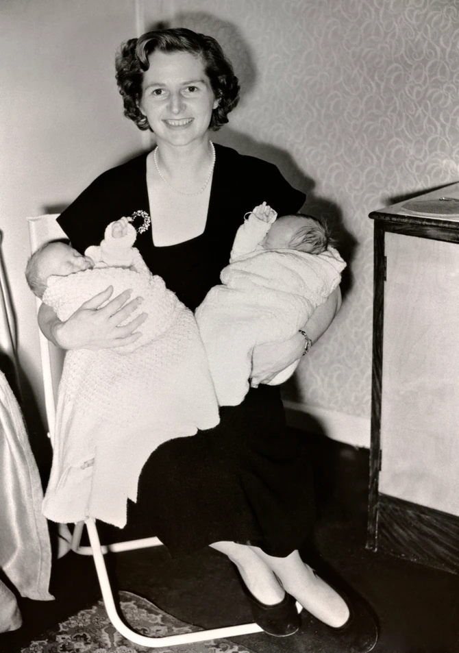 Margaret Tačer sa sinom i ćerkom