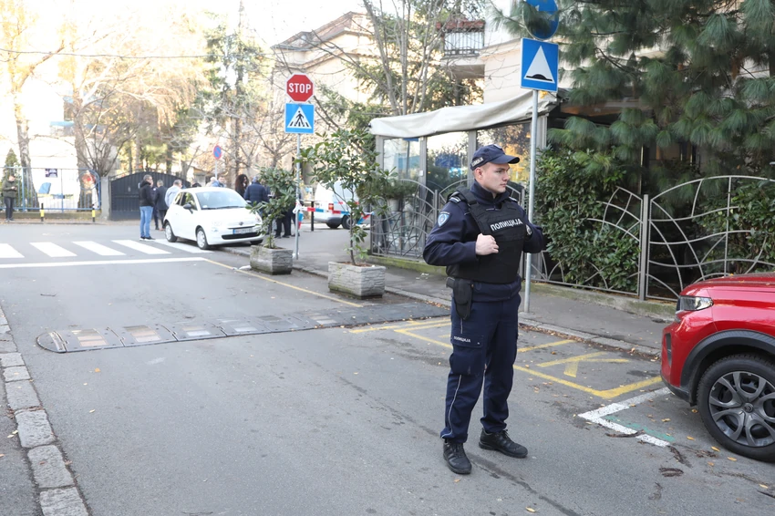 Pucnjava na Vračaru