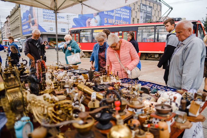 Na katowickim Rynku przez trzy dni będzie trwał Jarmark Staroci