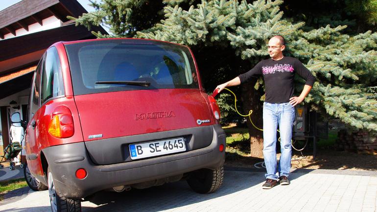 CNG czyli tankuj taniej w domu Auto Świat