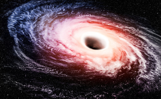 Naukowcy sprawdzili, czy w przyszłości można byłoby pozyskiwać energię z czarnej dziury