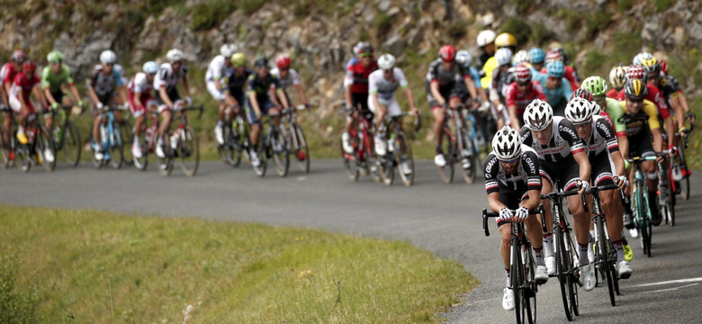 Tour de France: Królewski etap dla Urana. Majka bardzo poobijany po kraksie. Pojedzie dalej?