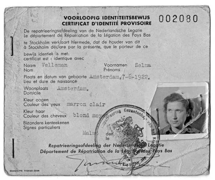Dokumenty repatriacyjne Amsterdam, sierpień 1945 r. Kolor włosów: blond