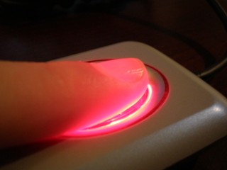 Czy pracodawca ma prawo pobrać odciski palców