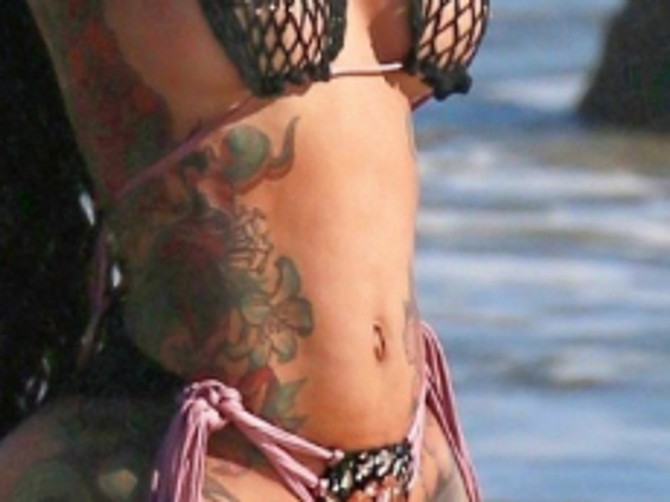 Da lje je ovo nekom uopšte seksi?