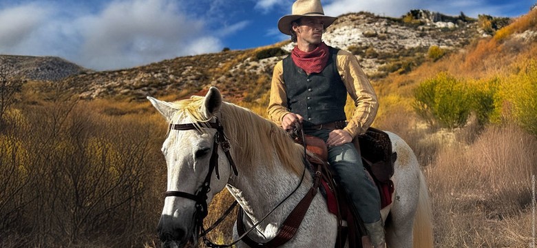 Kultowy kowboj znowu w siodle. Wszystkie odcinki nowego serialu