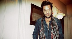 Adam Cohen wraca do domu