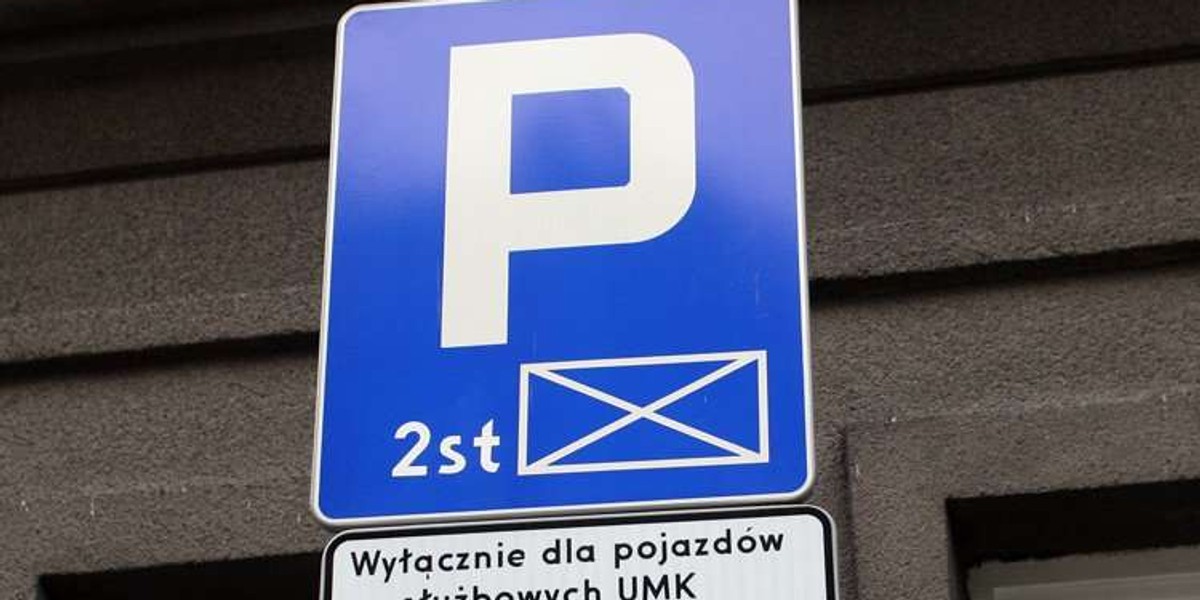 Urzędnicy mają parking tylko dla siebie