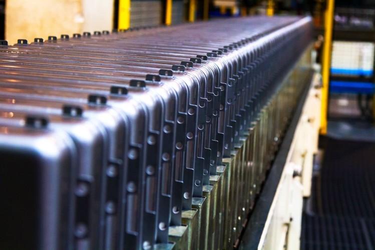 75 proc. sprzedaży firma realizuje poza granicami Polski. Spółka stawia na eksport, bo na polskim rynku trudno już zwiększać i tak wysoki w nim udział, a ponadto firma dywersyfikuje kierunki eksportowe, by być odporną na zawirowania, do których może dojść w poszczególnych krajach w przyszłości.