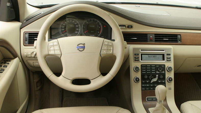 Слабые места volvo v70