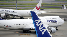 Nincs elég baj a reptereken, szerdán még a Lufthansa is sztrájkol