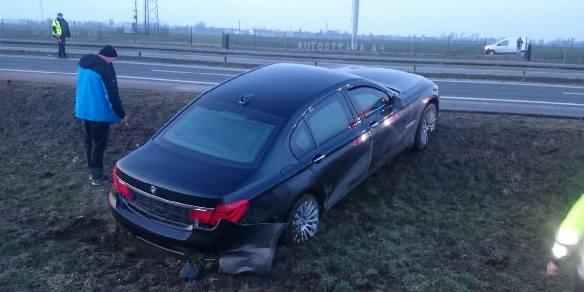 Wypadek prezydenckiej limuzyny na autostradzie A4