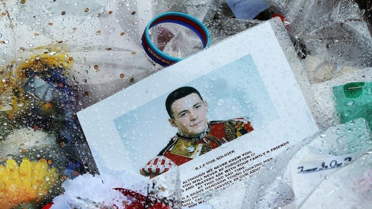 Lee Rigby kwiaty żałoba