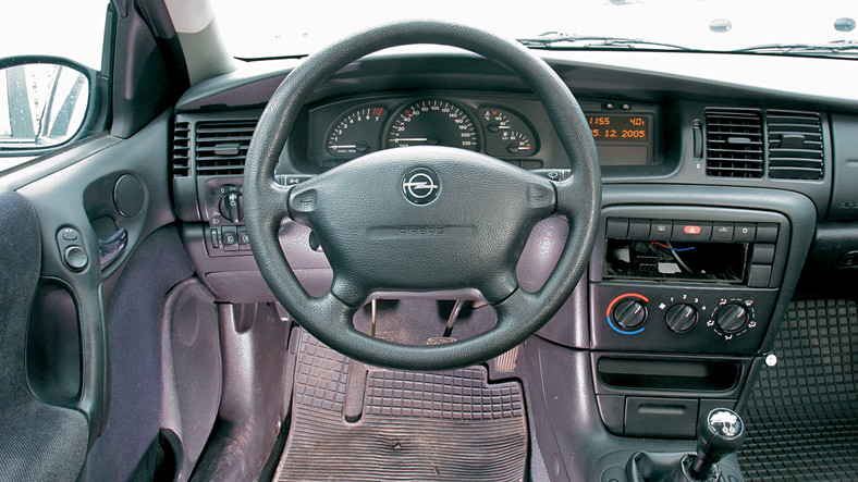 Opel Vectra B (1995-2002) – 1998 r. za 4400 zł