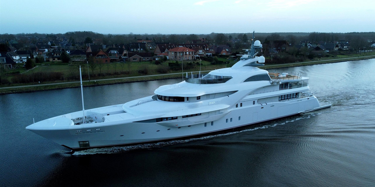 Według mediów, ten luksusowy jacht ma być używany przez Putina.