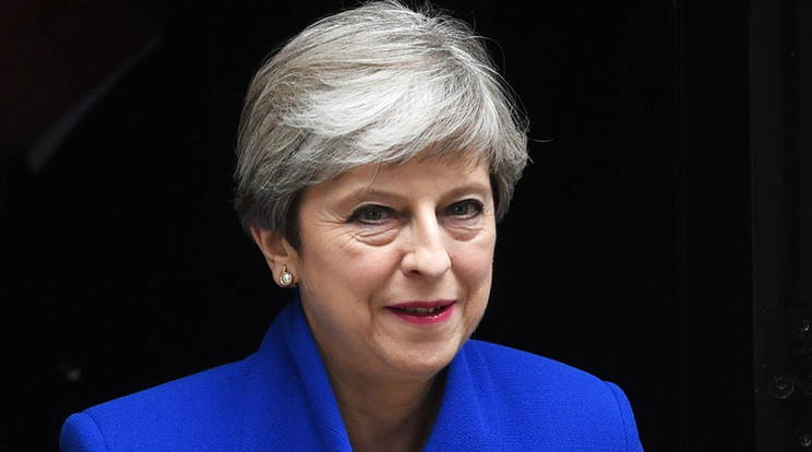 Theresa May bejelentette: 2019 márciusában megszűnik az Európai Unióból érkező munkavállalók szabad beáramlása Nagy-Britanniába / Fotó: MTI
