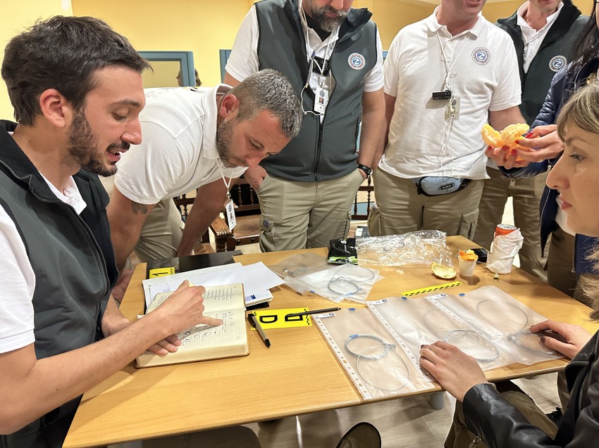 Predavanje na Akademiji za suzbijanje zločina nad divljim vrstama1, © Antonio Atienza Fuerte