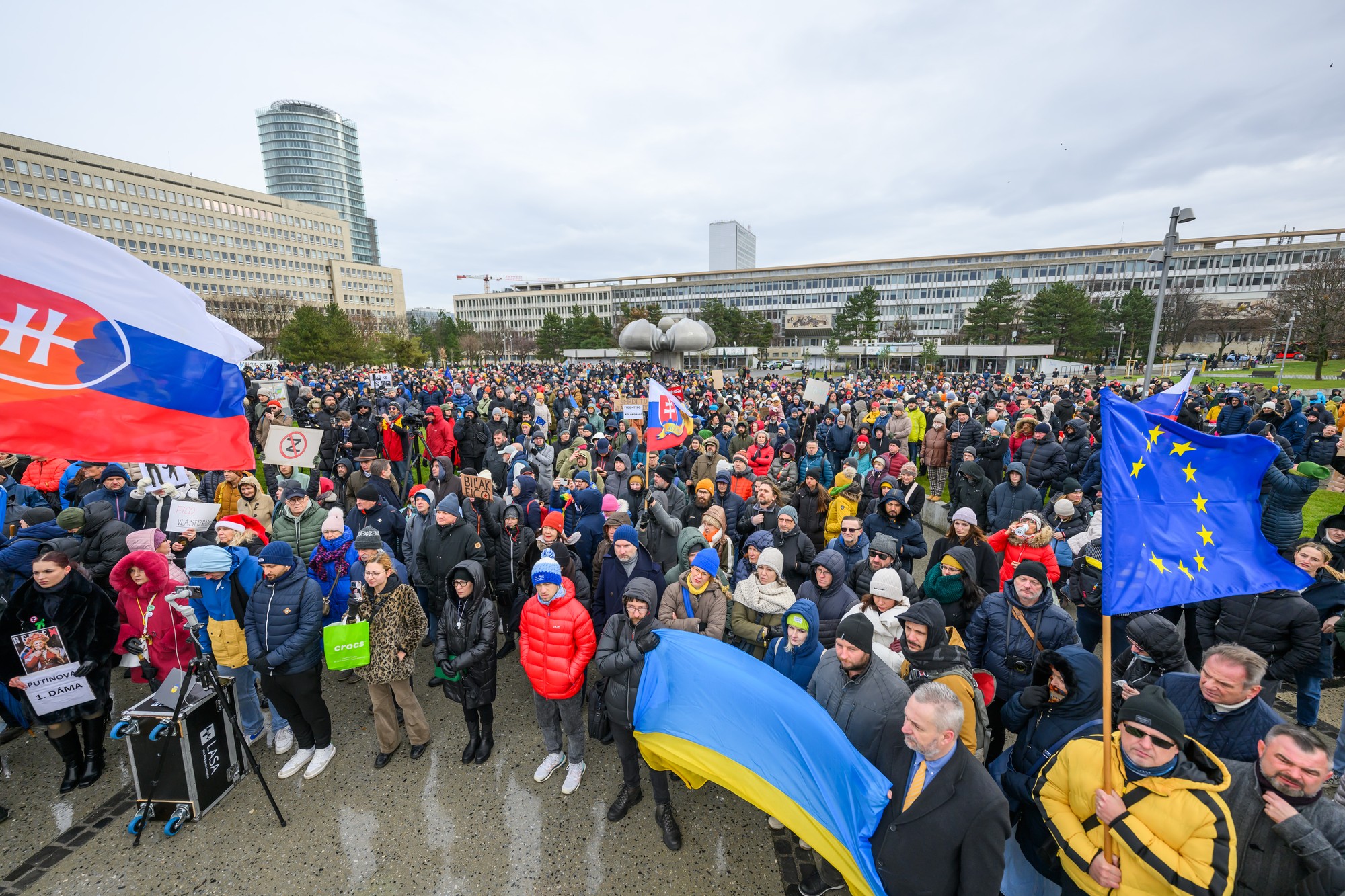 Protest proti návšteve premiéra Roberta Fica v Moskve.