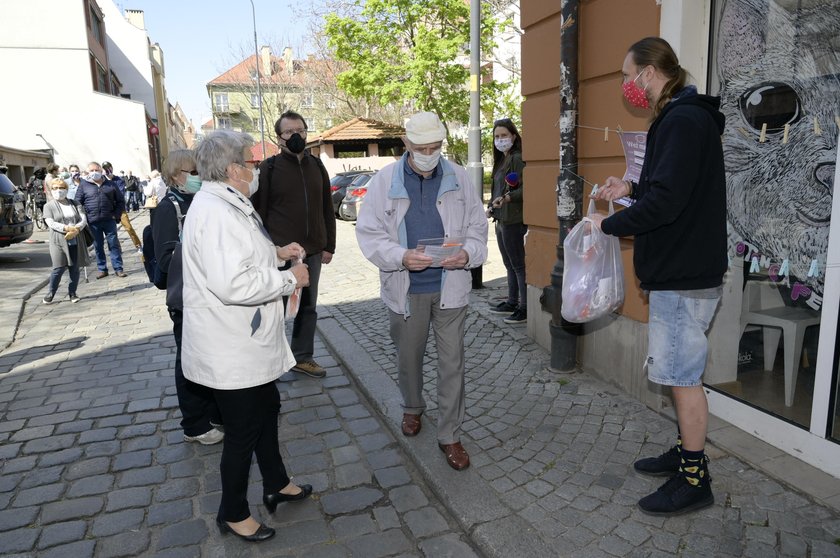 Maseczki dla wrocławian