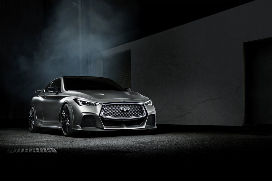 Infiniti Q60 Project Black S dual-hybrid 