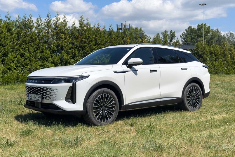 Omoda 9 Super Hybrid