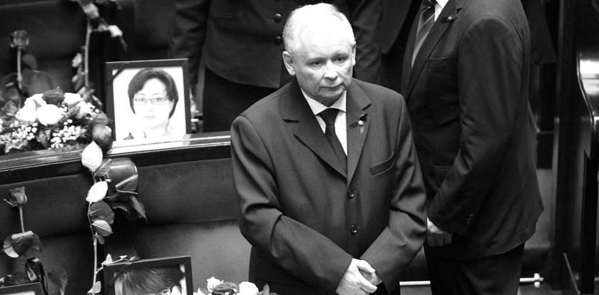 Jarosław Kaczyński odbiera kondolencje w Sejmie