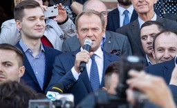 Tusk o słowach Morawieckiego: Haratanie w gałę to zajęcie dla dżentelmenów
