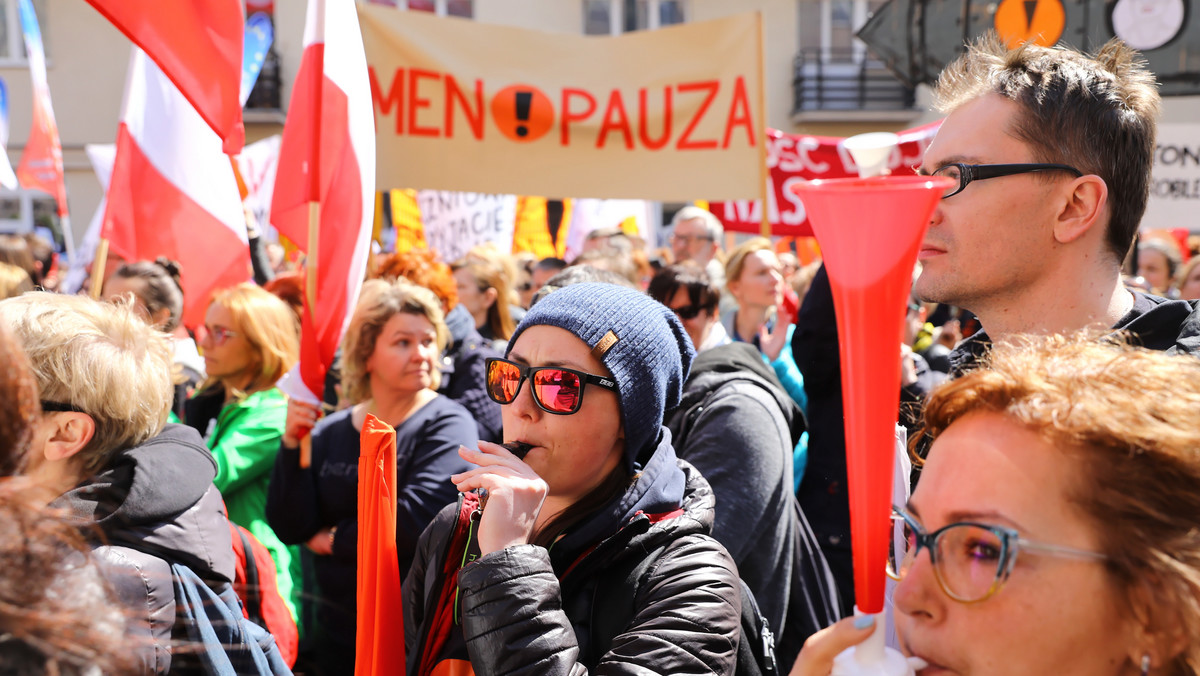 Strajk nauczycieli. Poznań: rezygnują tylko przedszkola