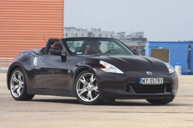 Nissan 370Z Roadster: ogniste cabrio dla prawdziwego twardziela