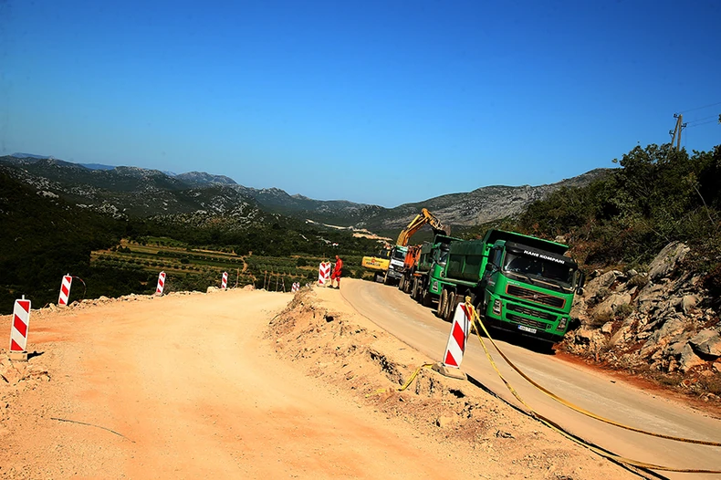 Izgradnja puta Stolac-Neum