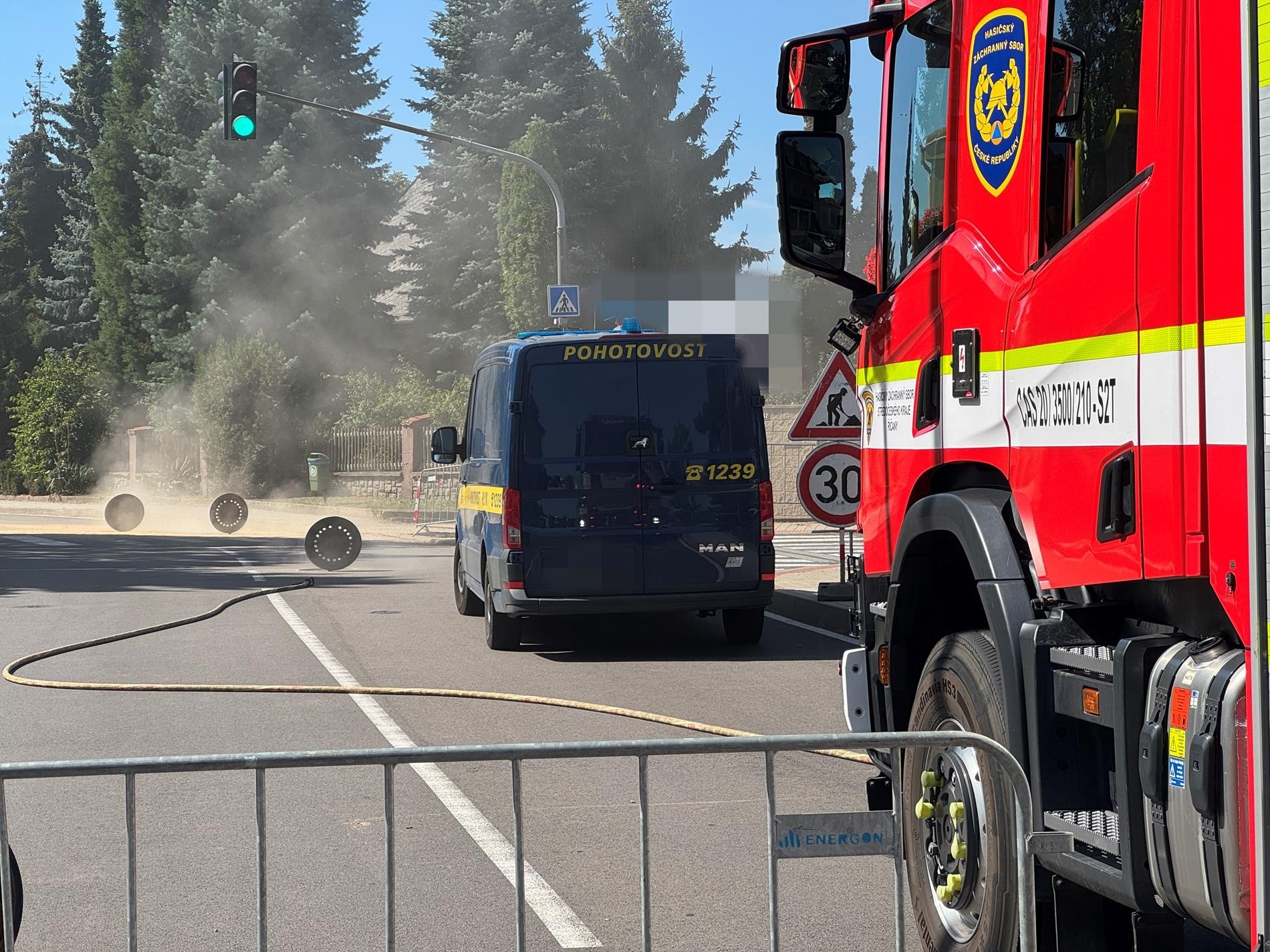 V českej obci Průhonice unikal plyn.