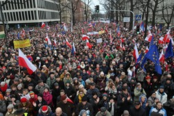 uczestnicy demonstracji