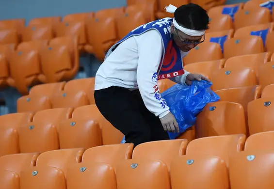 Japońscy kibice po wygranej z Niemcami posprzątali stadion. Zrobili to też po meczu otwarcia