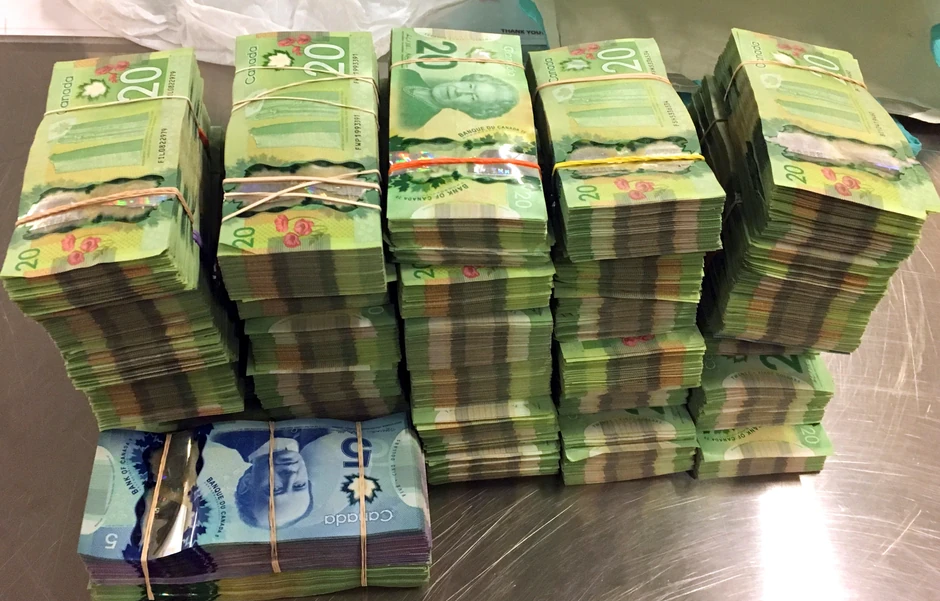 Pored droge, zaplenjeno je i 811.000 kanadskih dolara